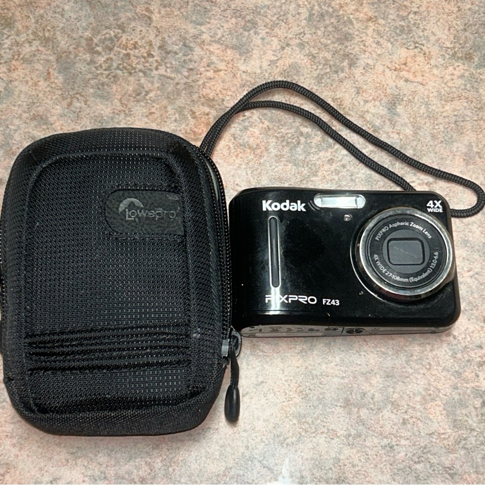 Kodak PIXPRO Friendly Zoom FZ43-BK 16MP Digital Camera 4X Optical Zoom Working
